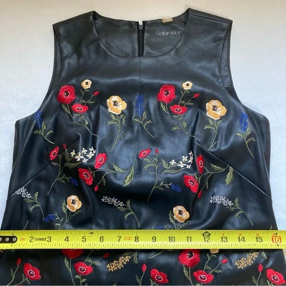 CALVIN KLEIN FAUX LEATHER EMBROIDERED SHIFT DRESS WOMEN Size 2 - Picture 8 of 16